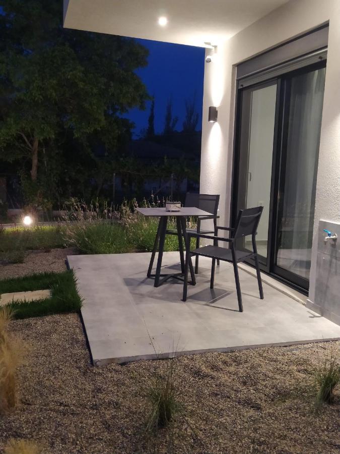 אורמוס פנגיאס Flaneur Apartments מראה חיצוני תמונה